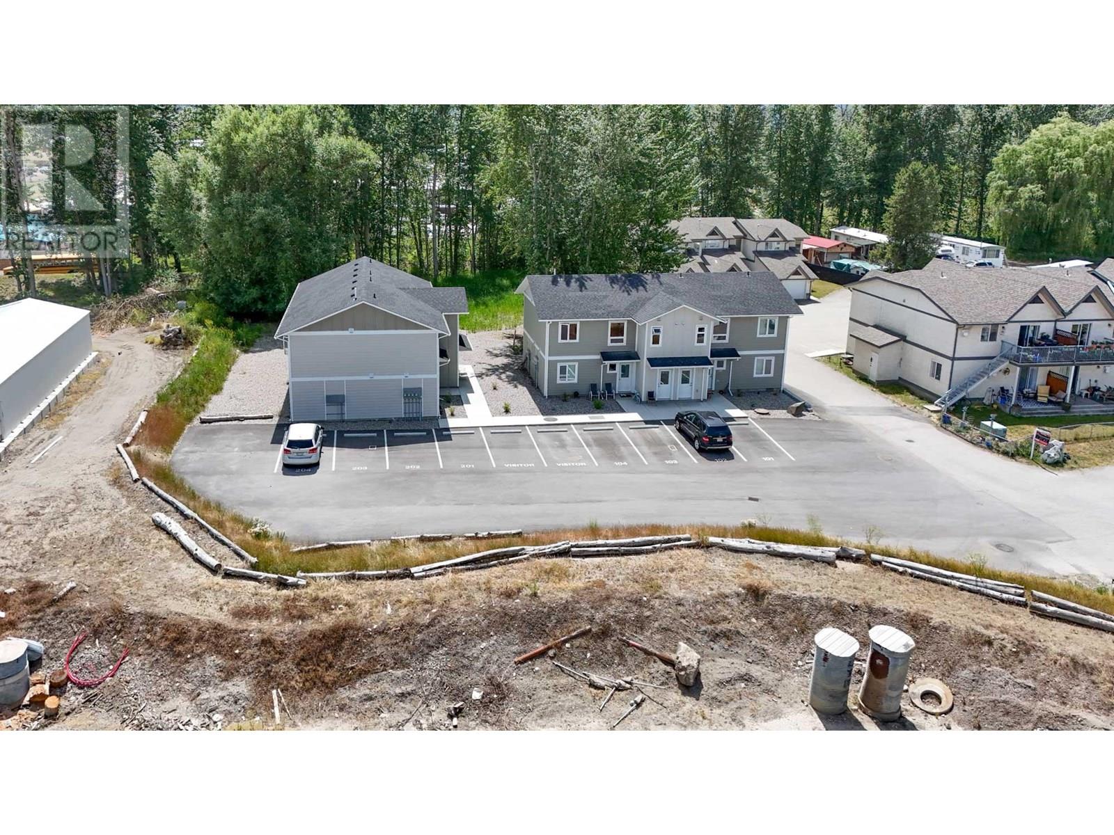 2142 BESSETTE STREET - 11