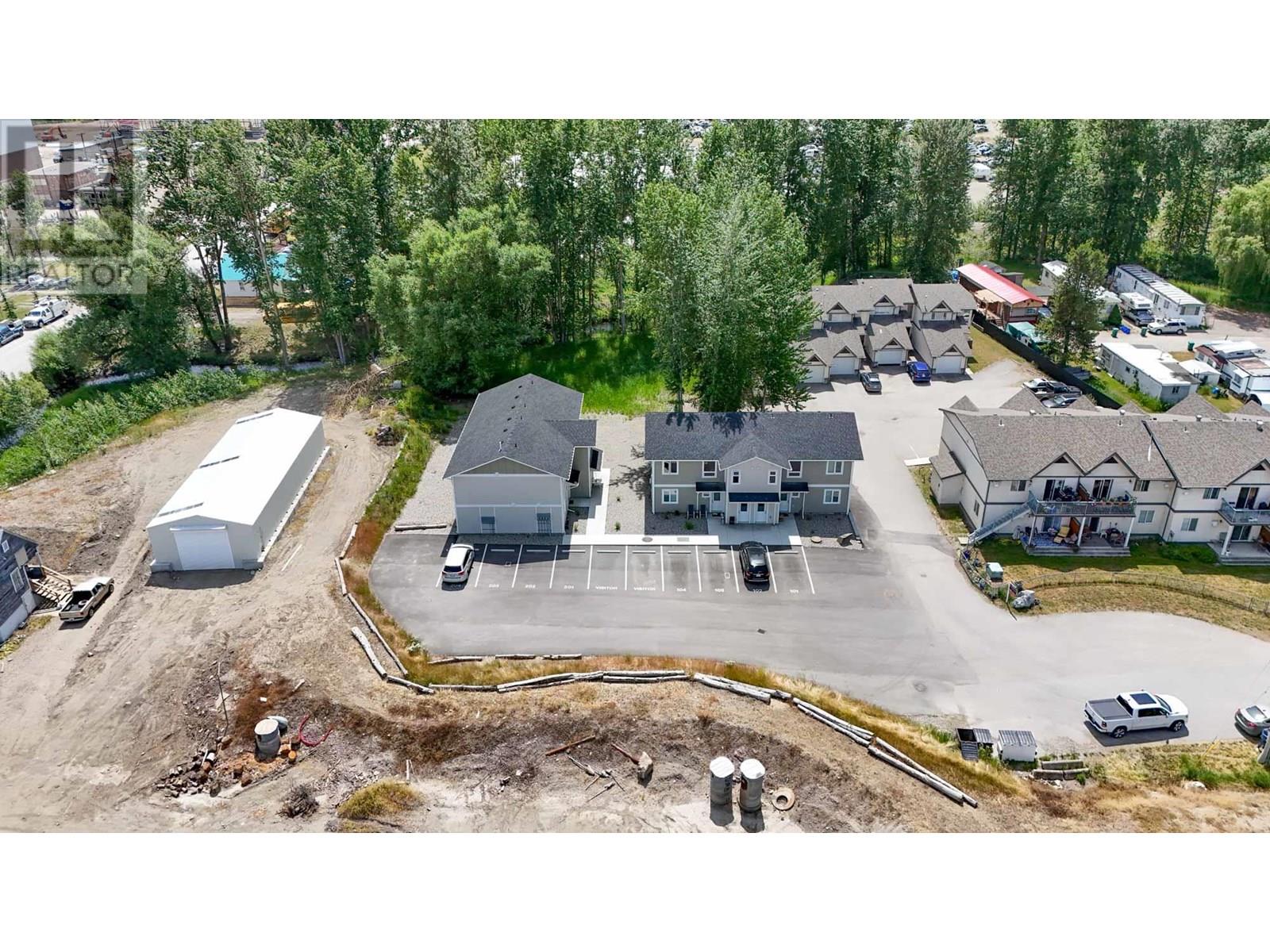 2142 BESSETTE STREET - 12