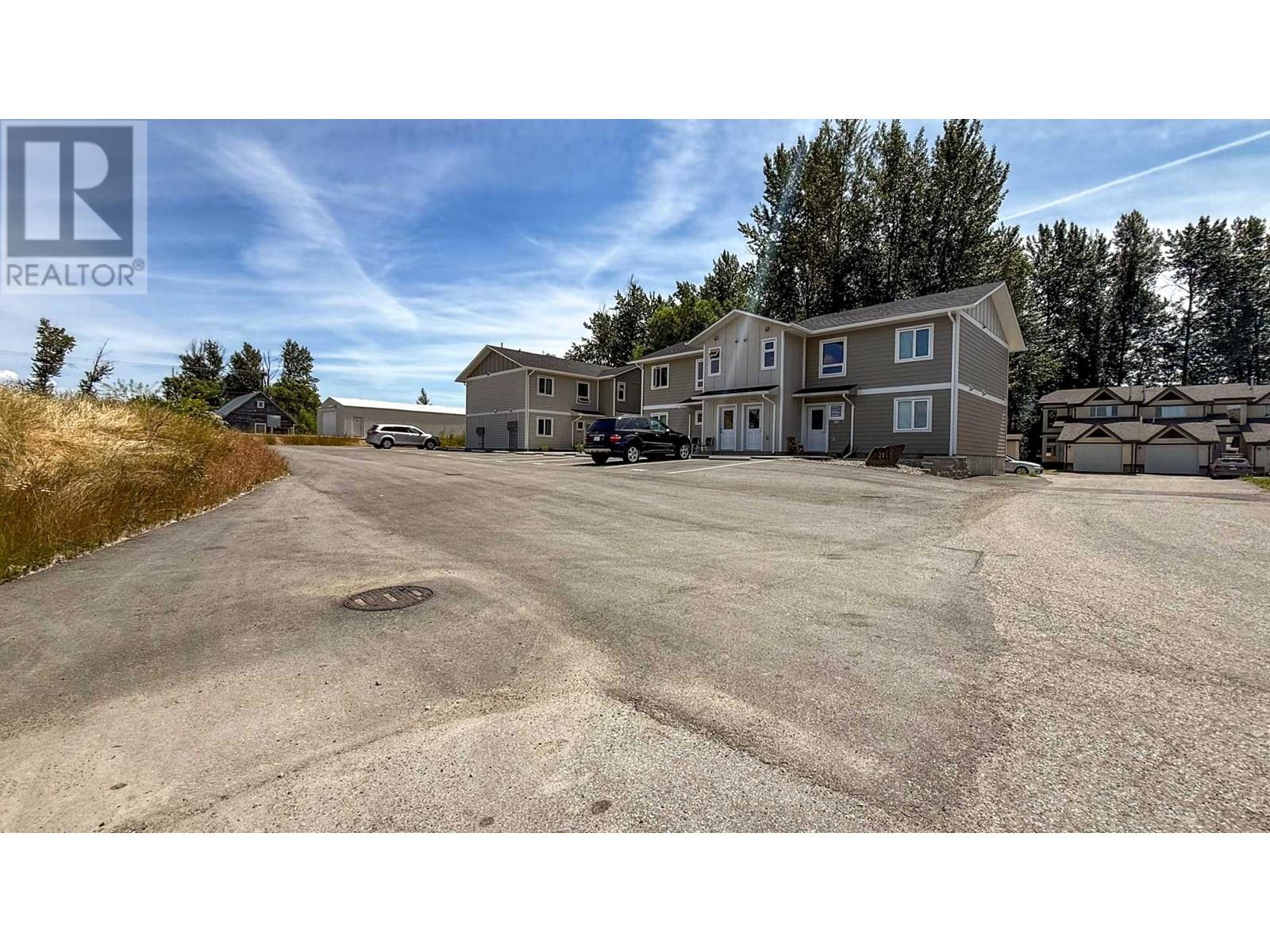 2142 BESSETTE STREET - 4