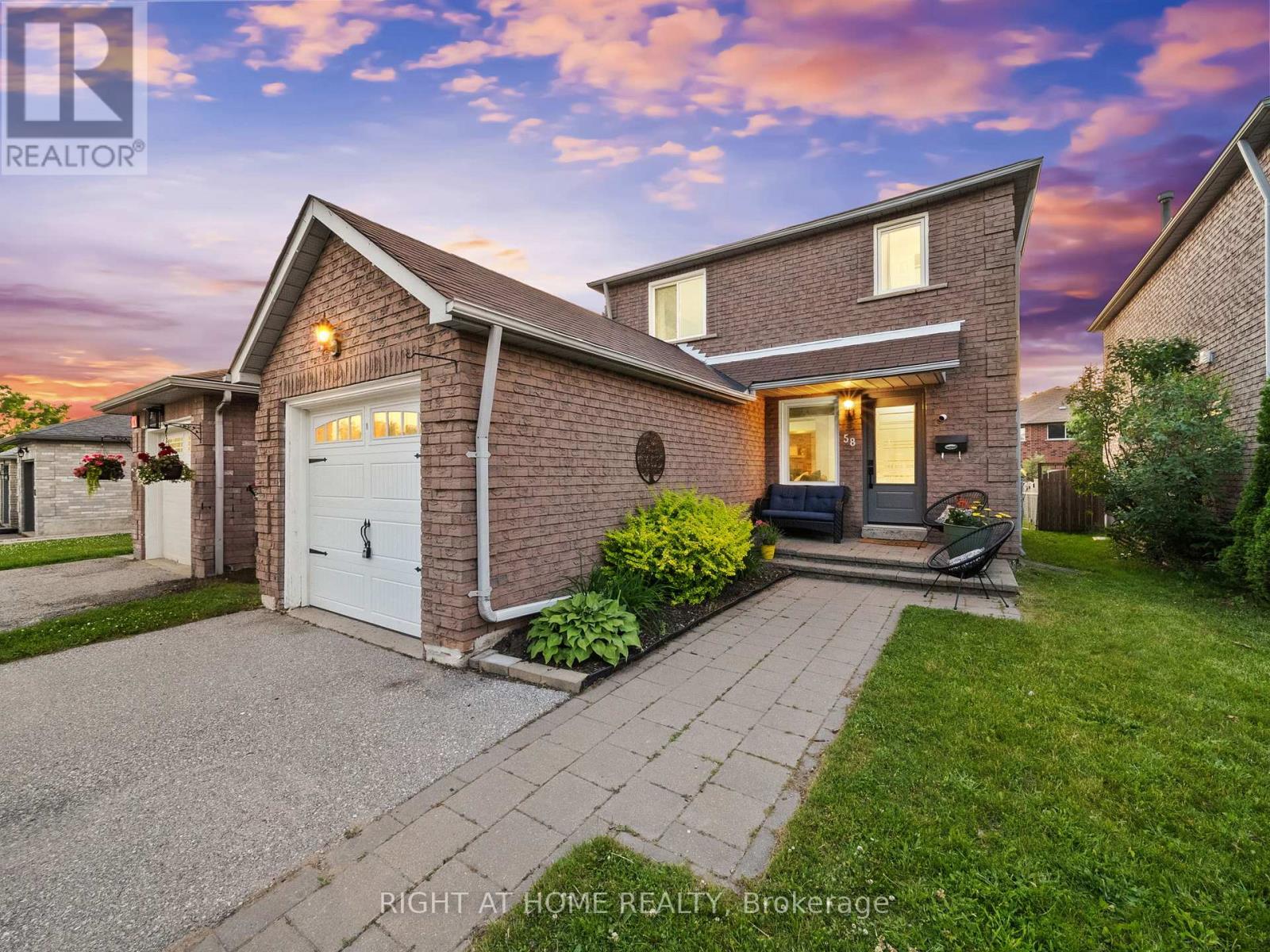Single Family House for Sale in  DELANEY CRESCENT Barrie (Northwest) 