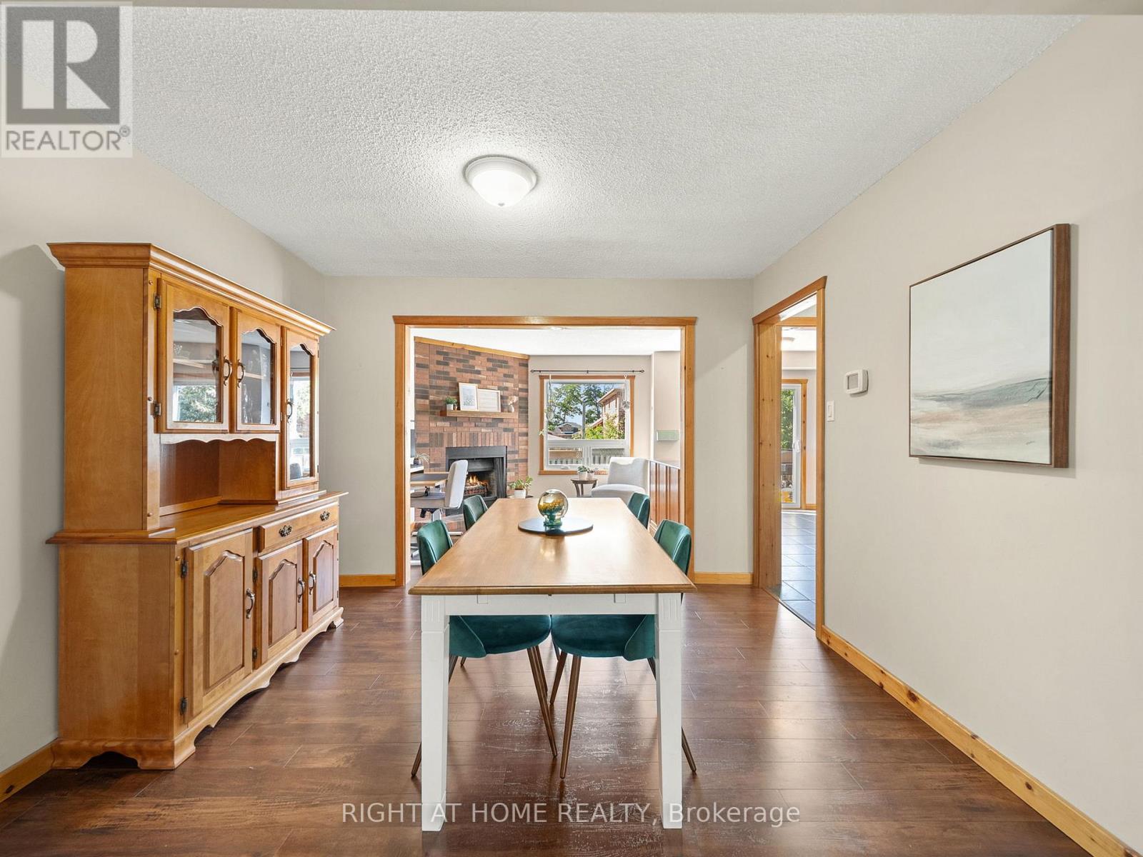 Single Family House for Sale in  DELANEY CRESCENT Barrie (Northwest) 