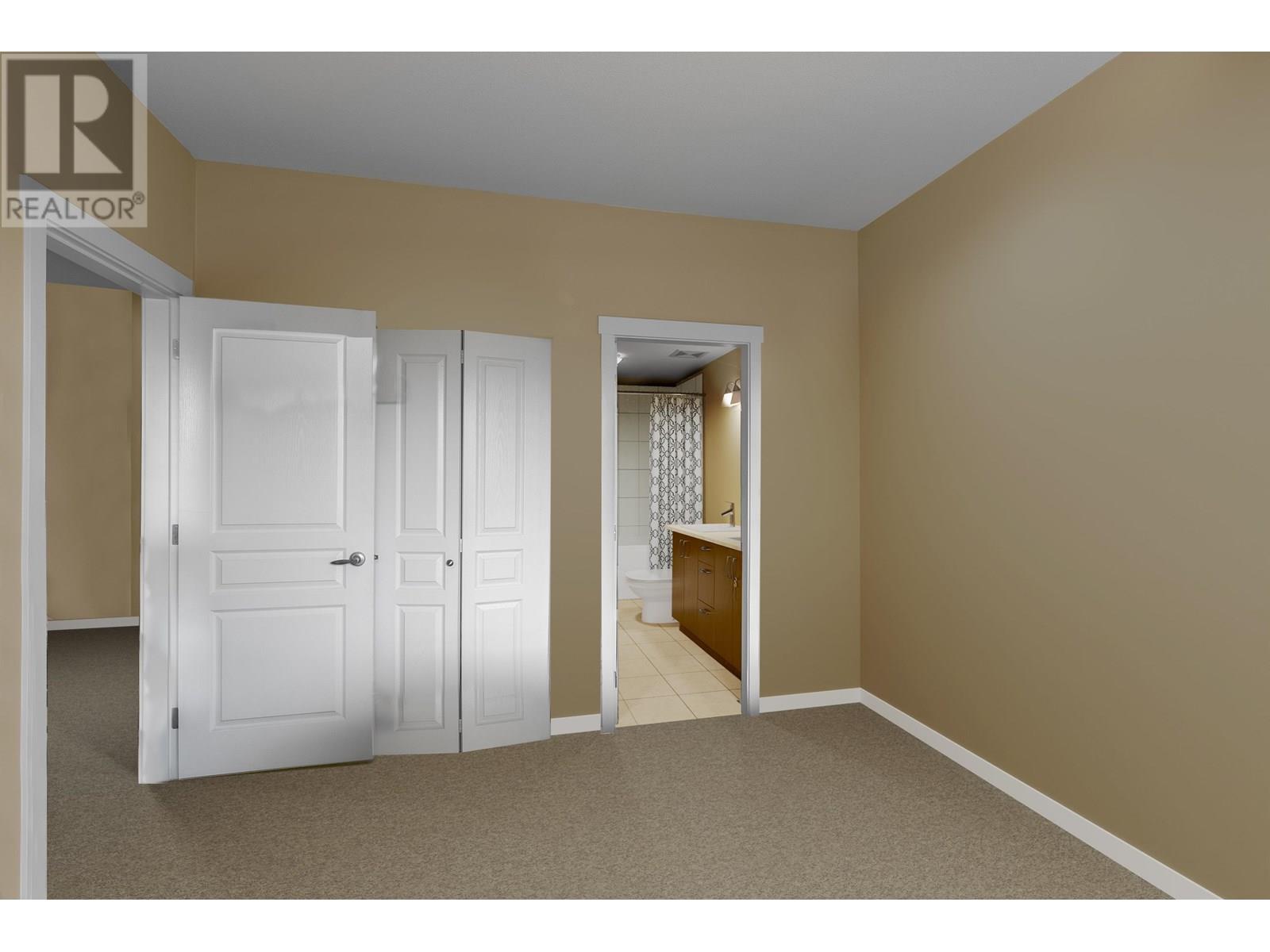 Photo 18 of 403 3105 Lincoln Avenue, Coquitlam BC