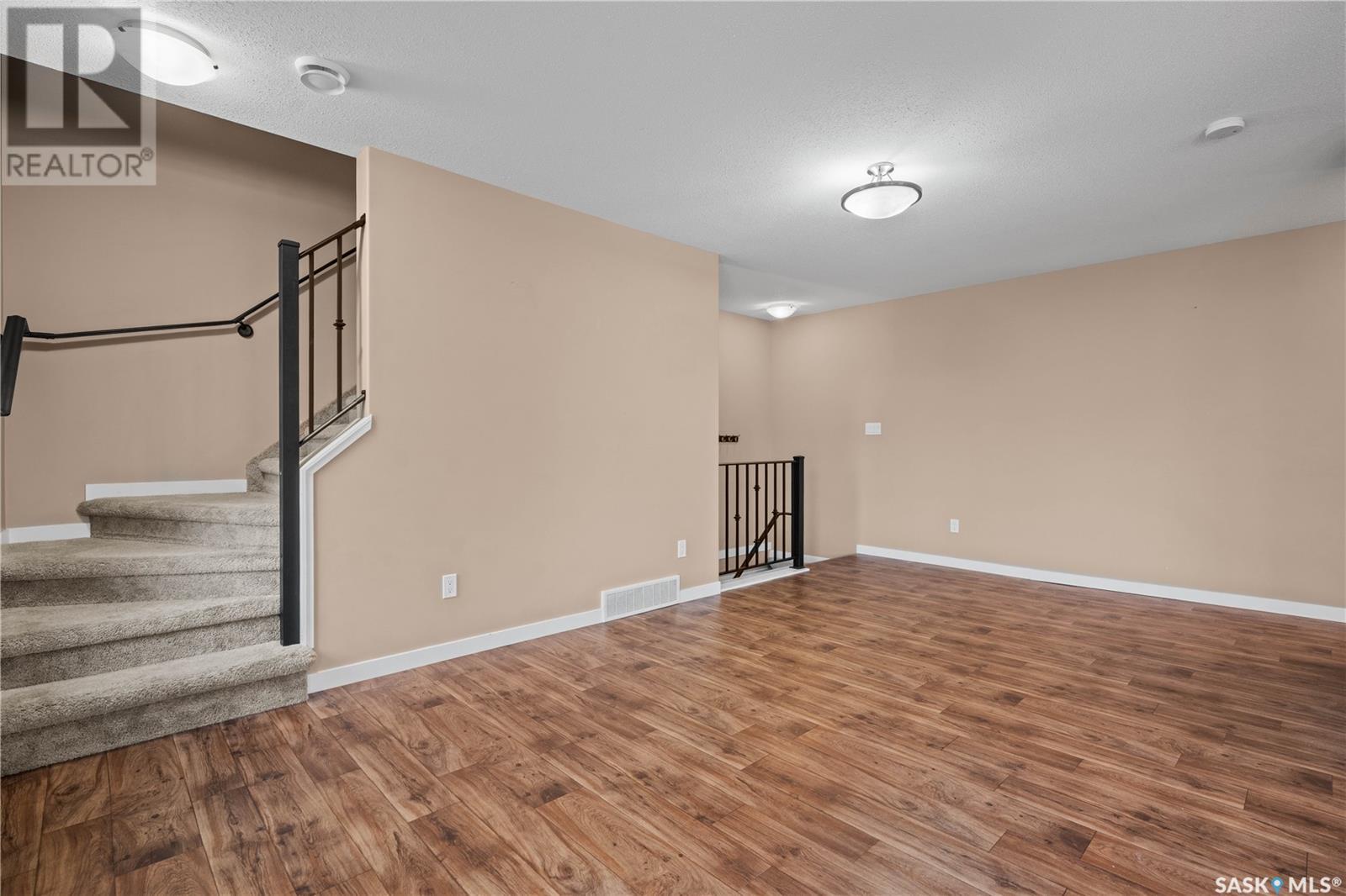 Single Family House for Sale in   Empress STREET Regina 
