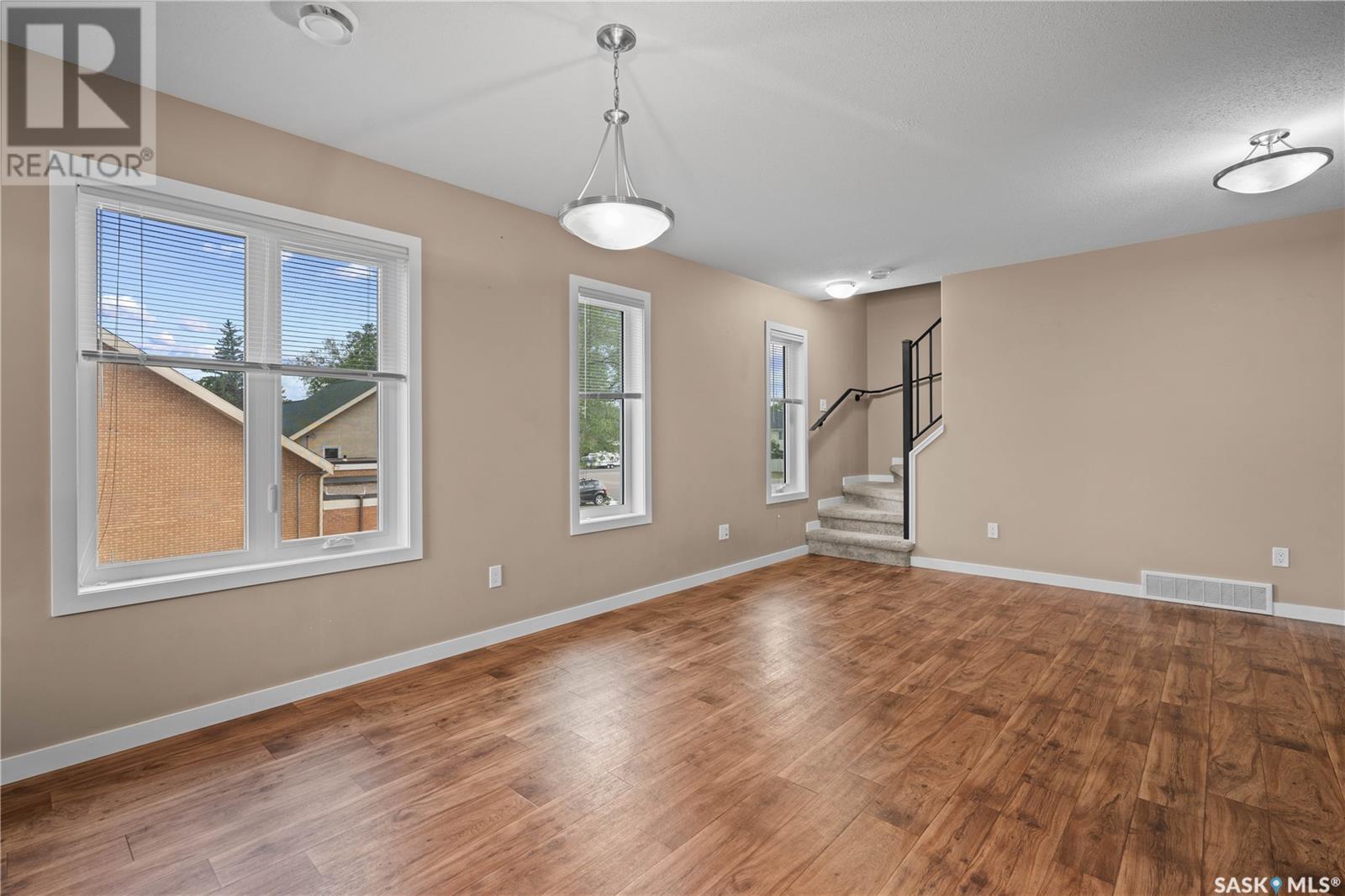 Single Family House for Sale in   Empress STREET Regina 