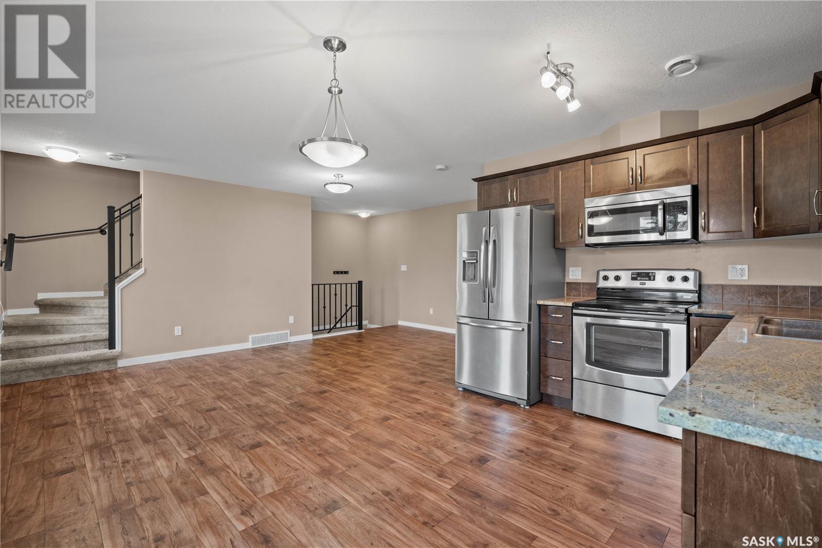Single Family House for Sale in   Empress STREET Regina 