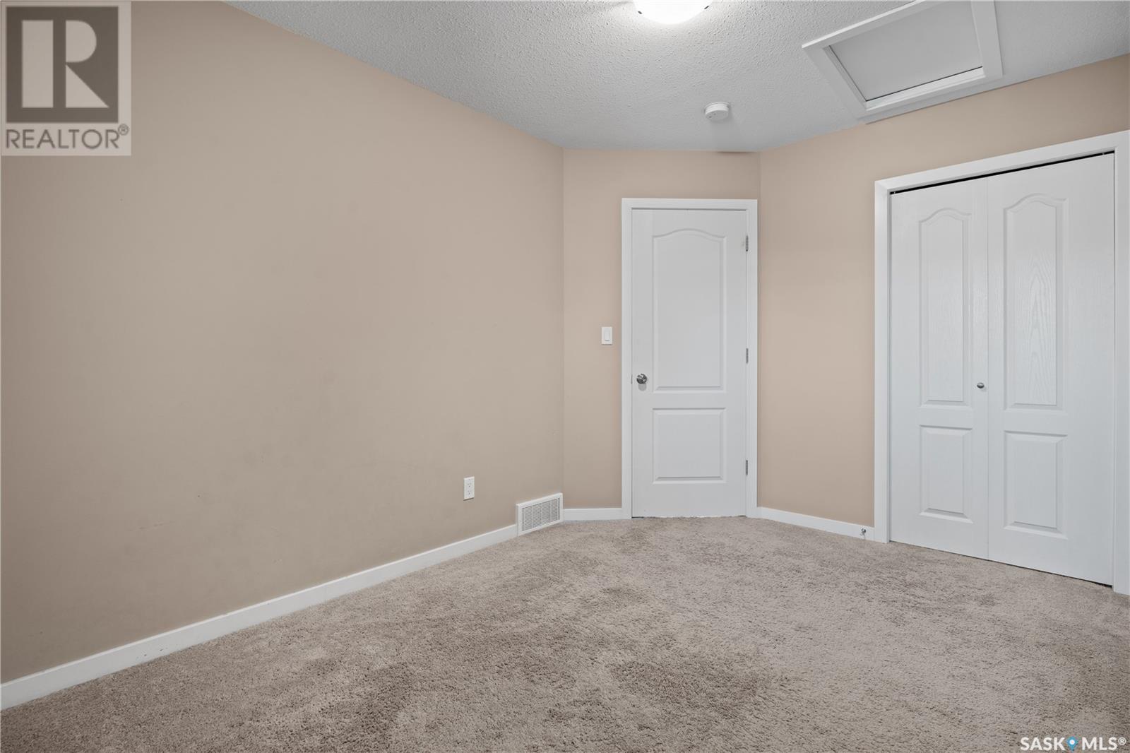 Single Family House for Sale in   Empress STREET Regina 
