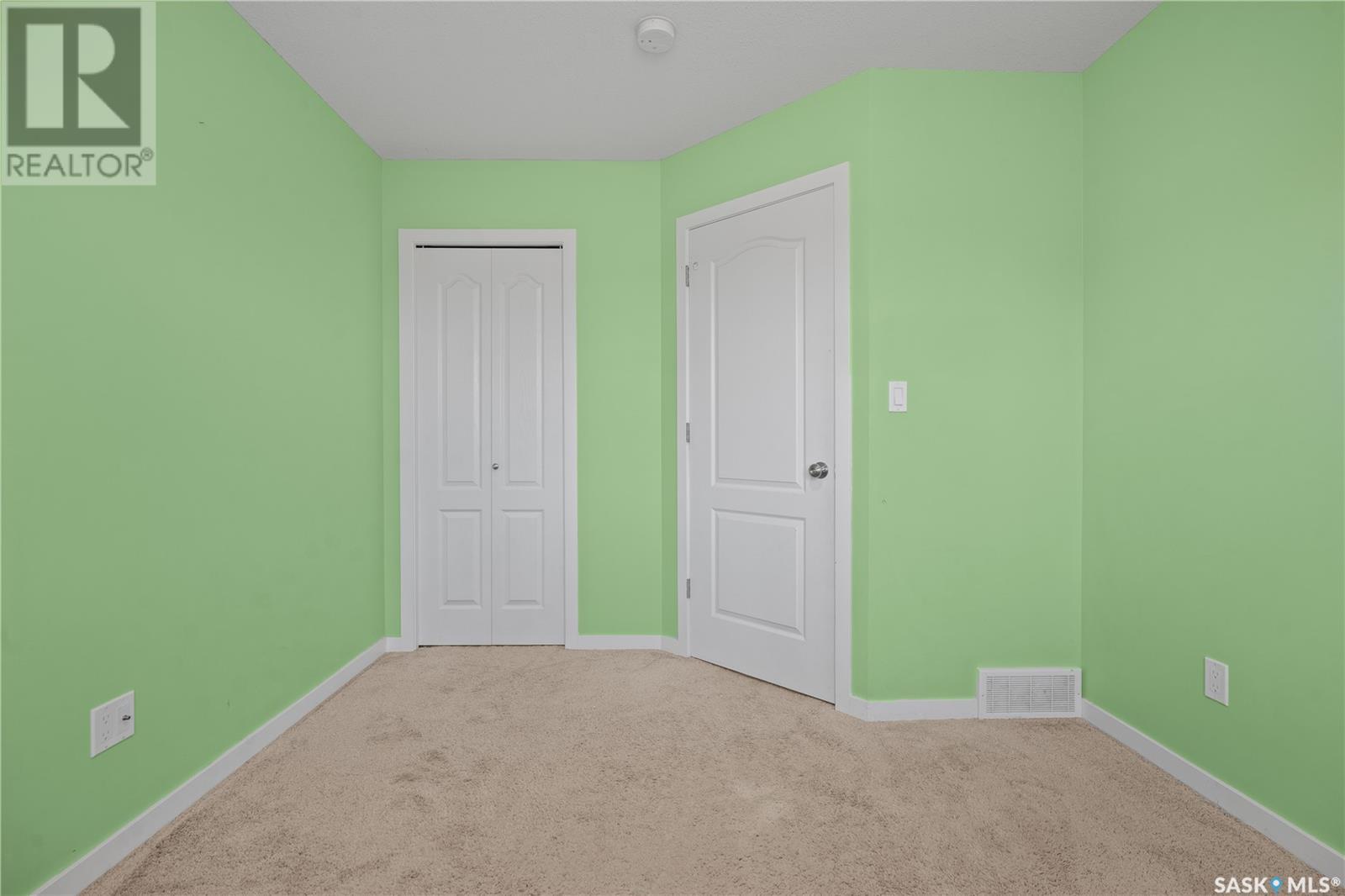 Single Family House for Sale in   Empress STREET Regina 