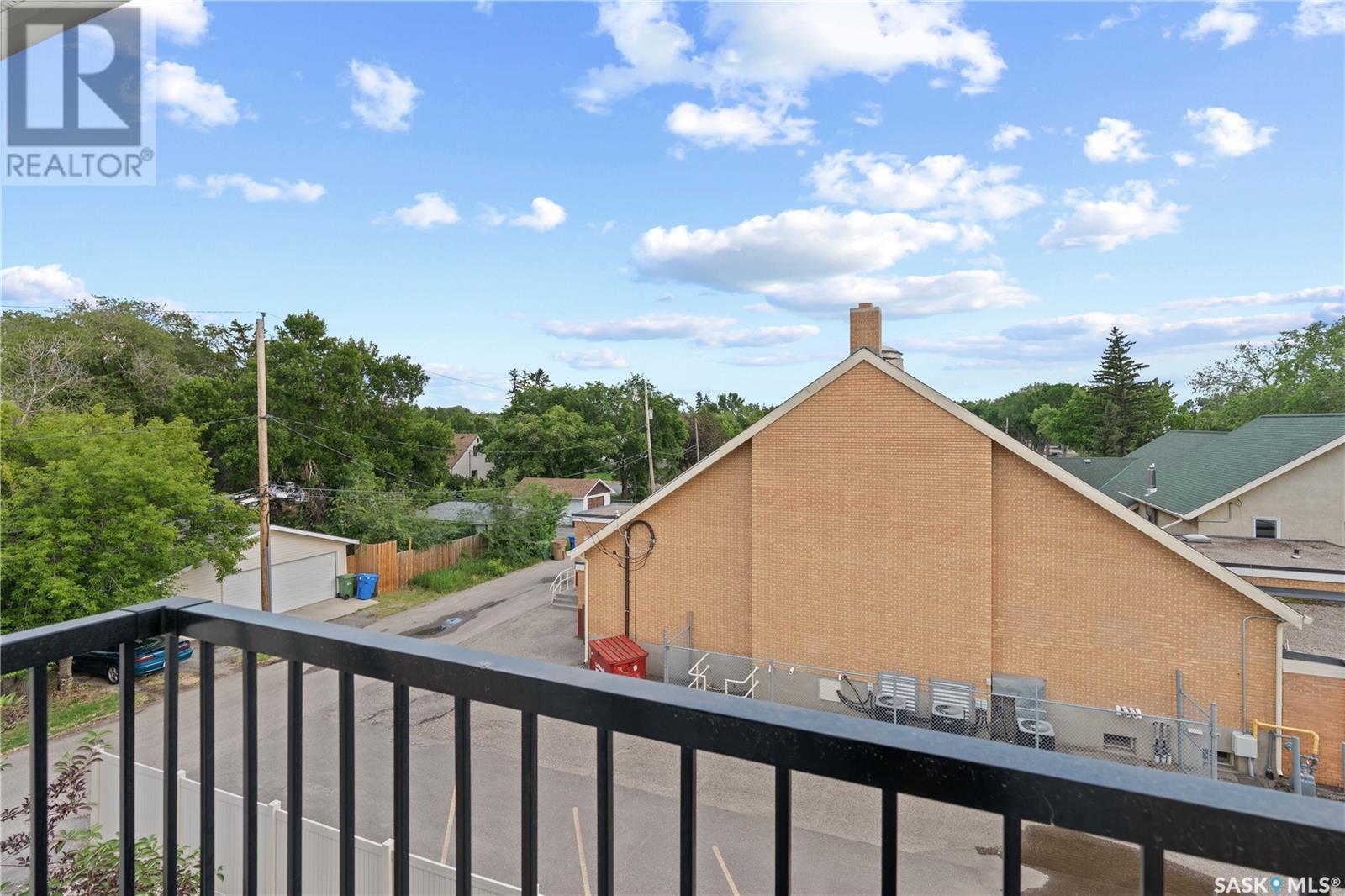 Single Family House for Sale in   Empress STREET Regina 