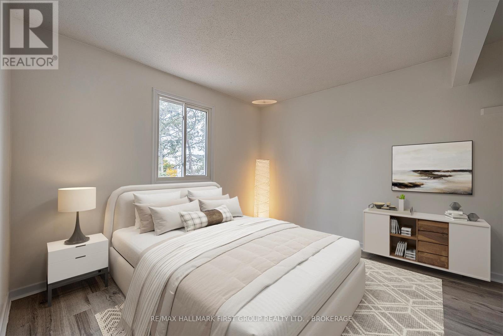 Photo 19 of 201 Creighton Drive, Loyalist ON