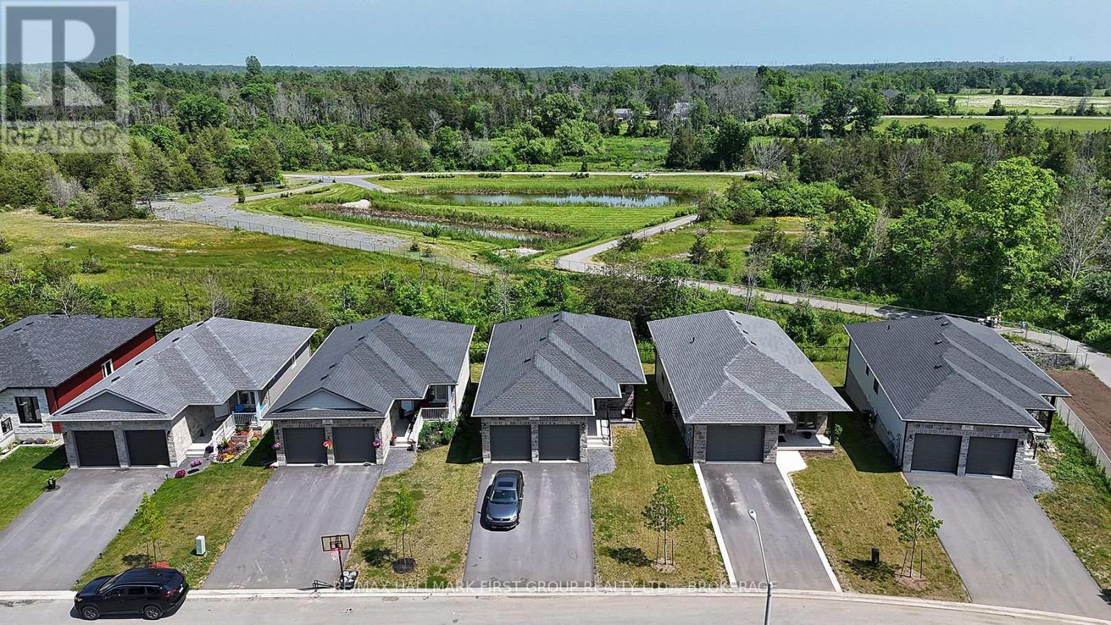 Photo 27 of 201 Creighton Drive, Loyalist ON