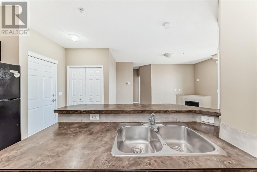 Single Family House for Sale in    Street Penbrooke Meadows Calgary 