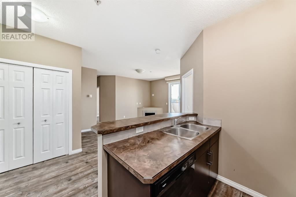 Single Family House for Sale in    Street Penbrooke Meadows Calgary 