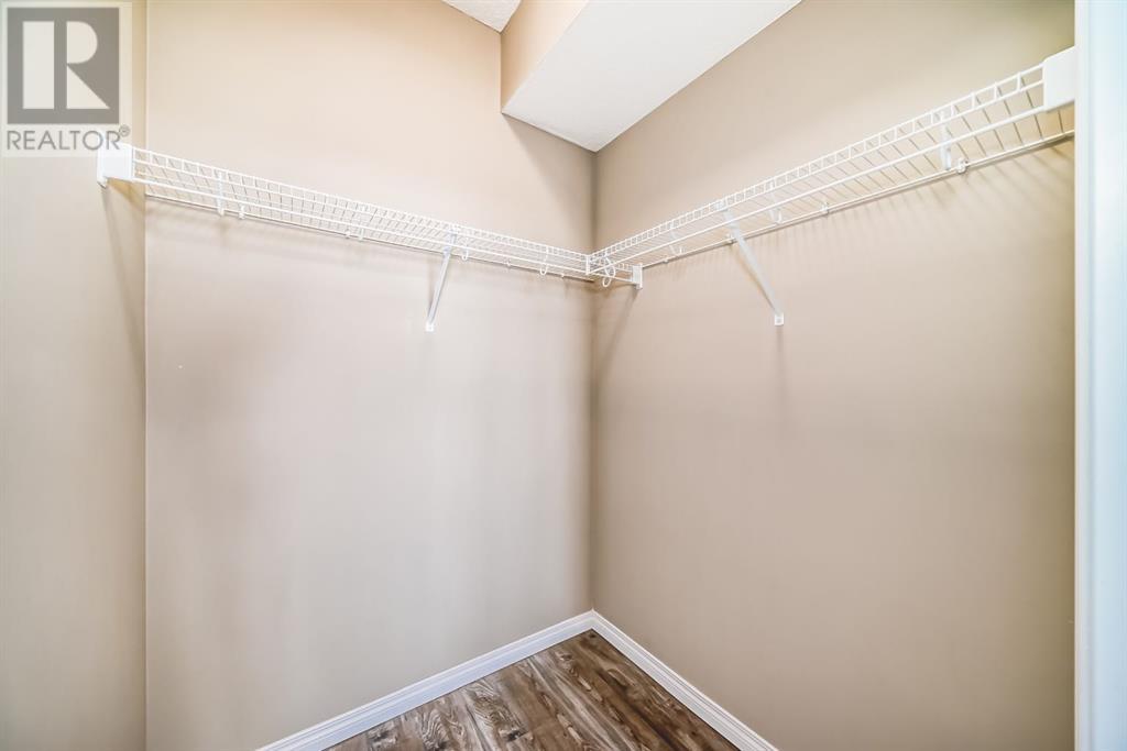 Single Family House for Sale in    Street Penbrooke Meadows Calgary 