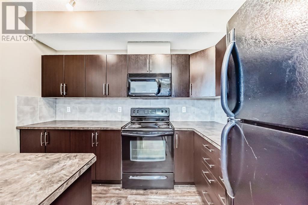 Single Family House for Sale in    Street Penbrooke Meadows Calgary 