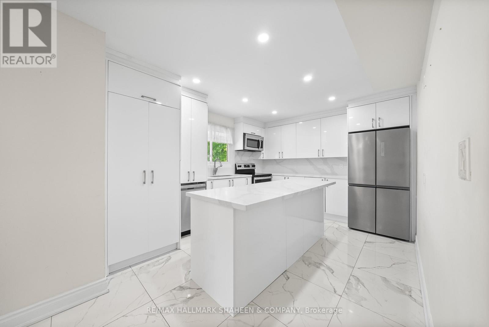 Photo 23 of 312 Terrace Drive, Georgina ON