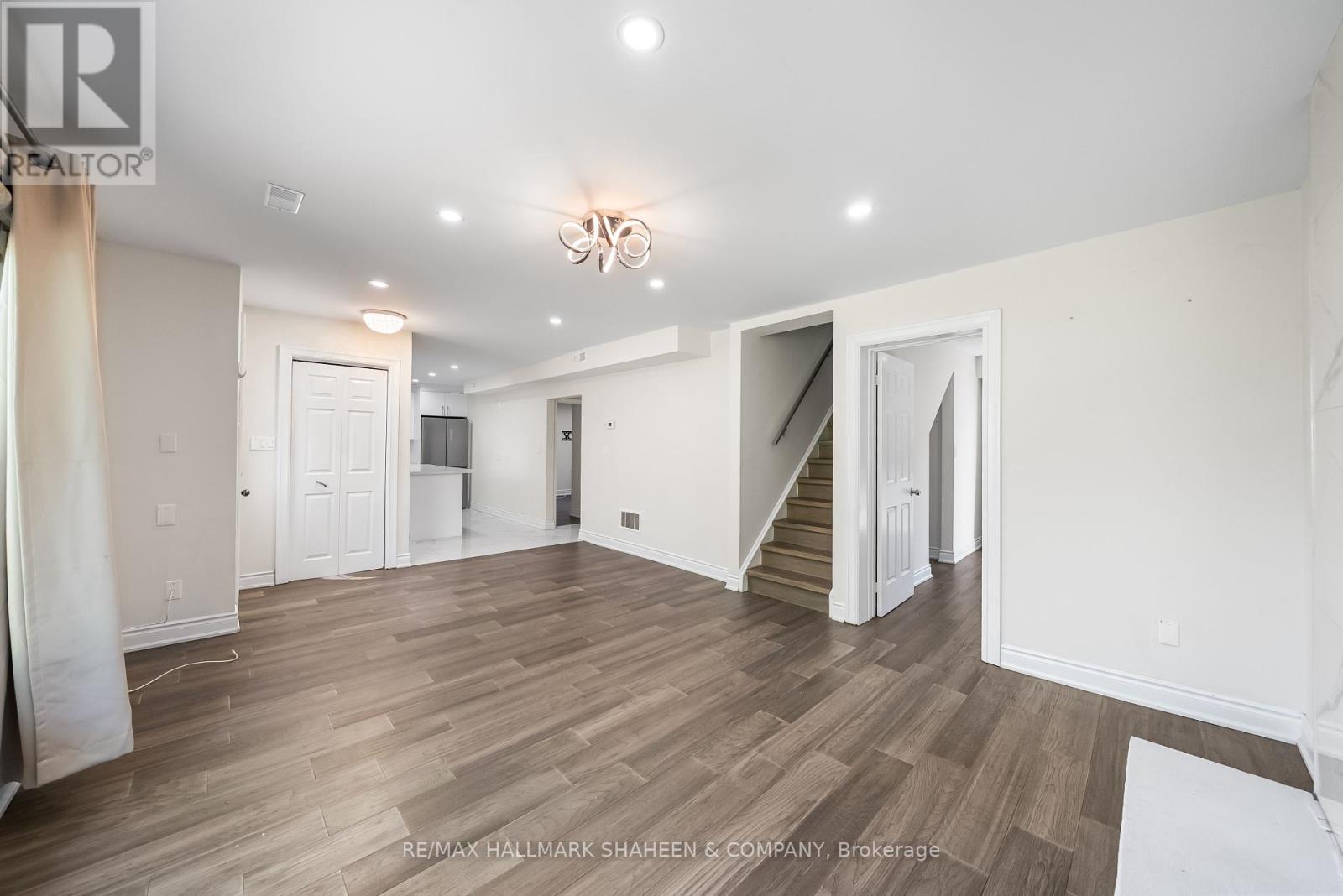 Photo 38 of 312 Terrace Drive, Georgina ON
