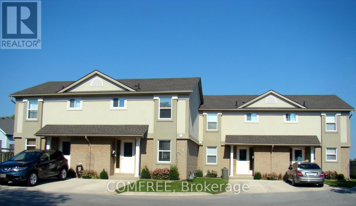 Photo 3 of 1 7591 Scholfield Road, Niagara Falls ON