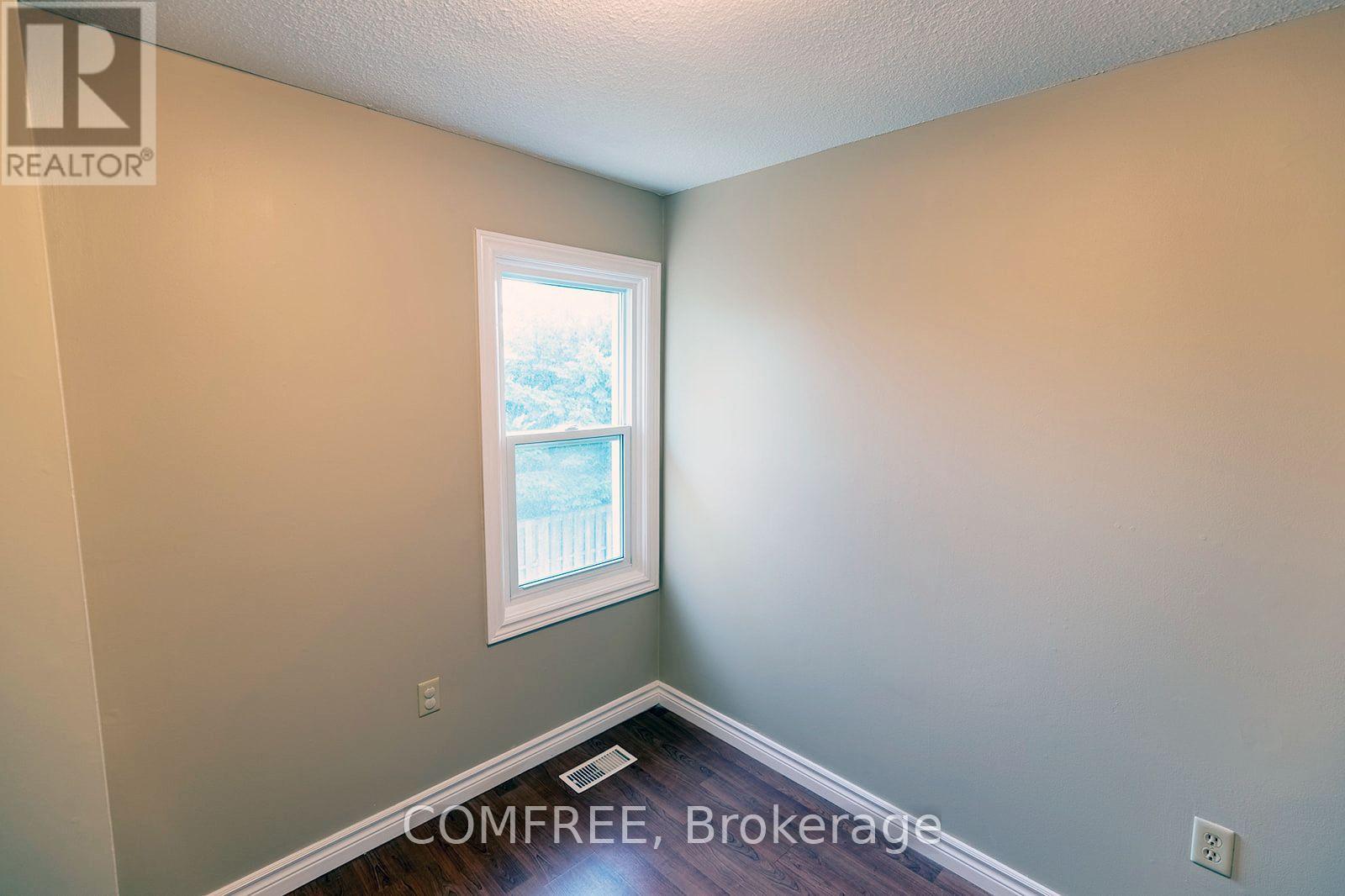 Photo 10 of 1 7591 Scholfield Road, Niagara Falls ON