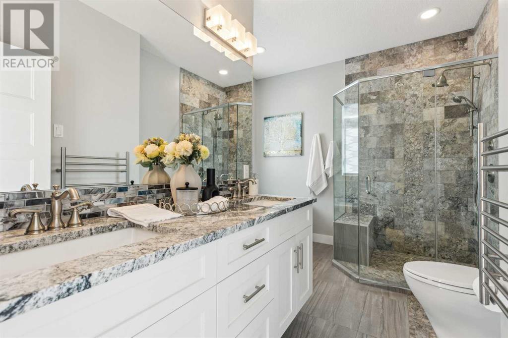 Single Family House Bungalow for Sale in  Glenmount Crescent SW Glendale Calgary 