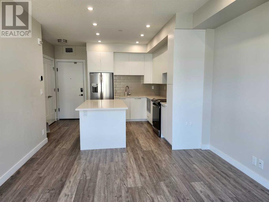 304, 4160 Norford Avenue NW, Calgary, Alberta