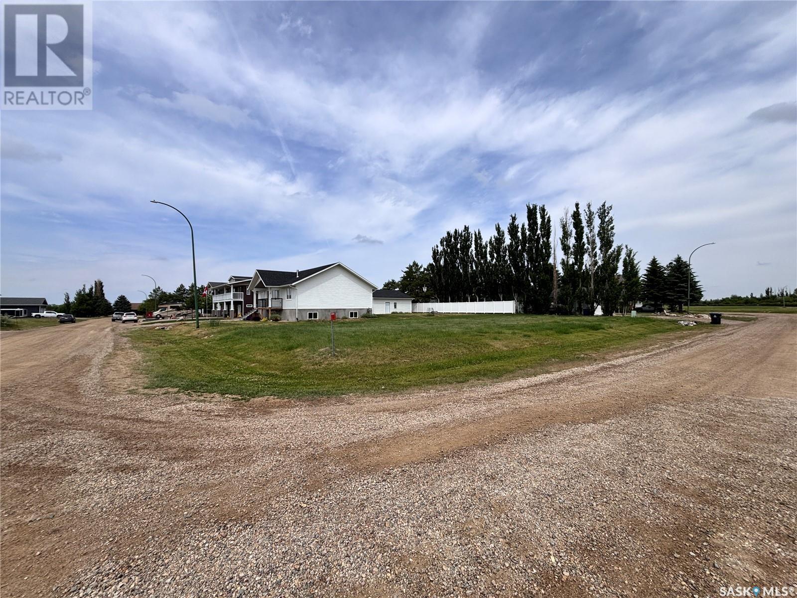 Photo 7 of 188 Sarah Drive S, Elbow SK