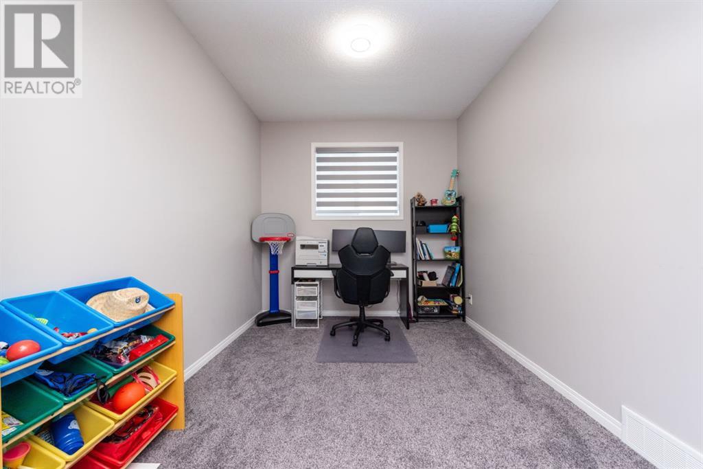Single Family House for Sale in  Nolanfield Way NW Nolan Hill Calgary 