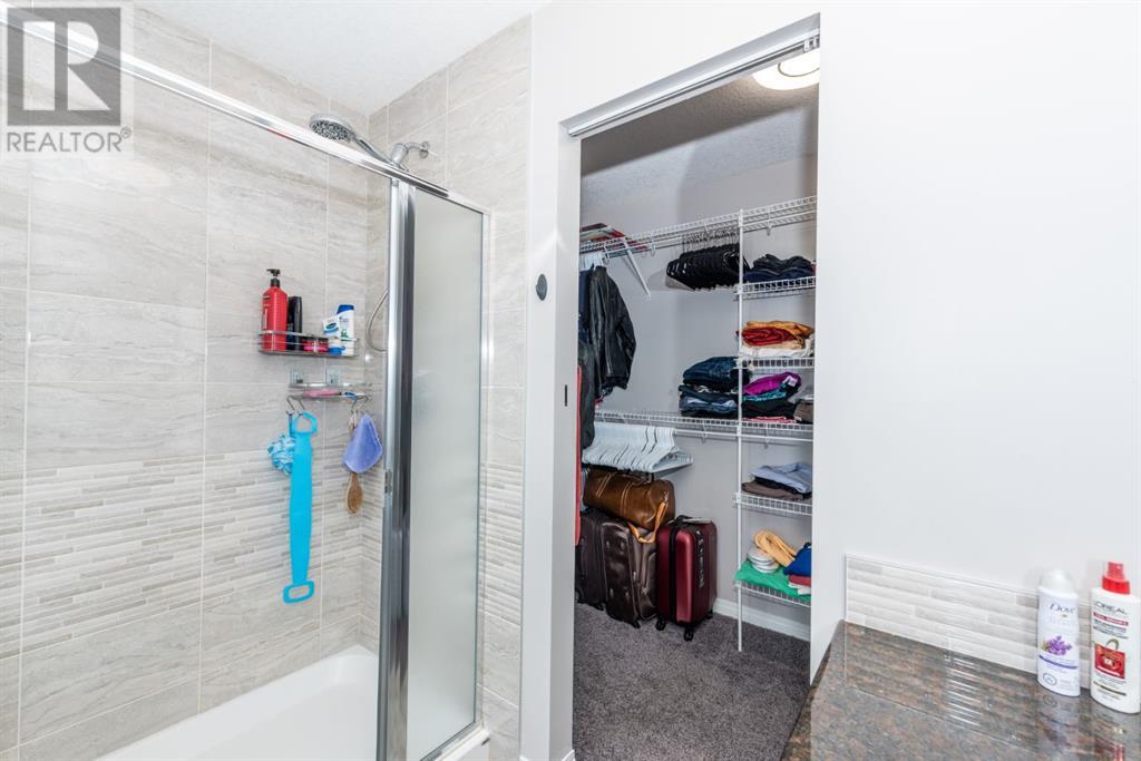 Single Family House for Sale in  Nolanfield Way NW Nolan Hill Calgary 