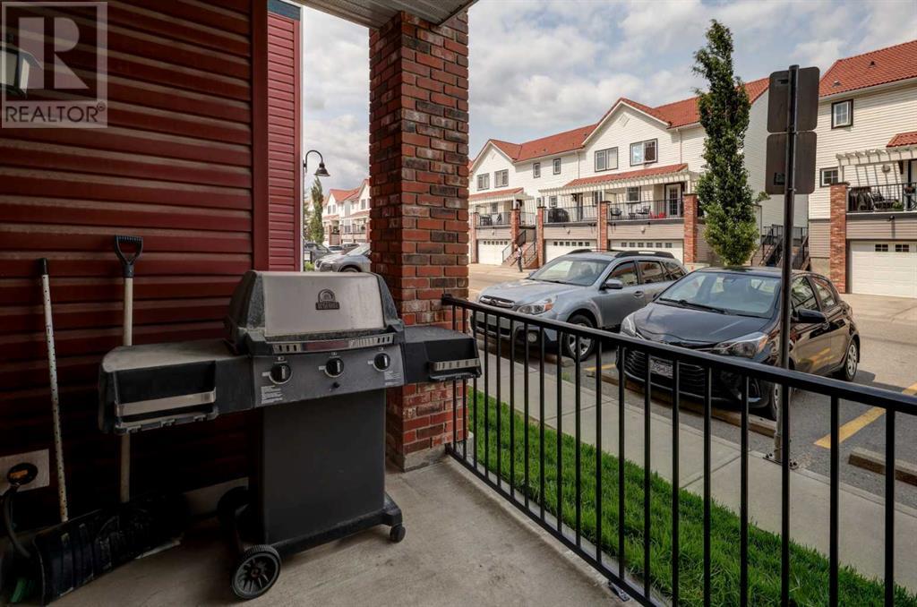 Single Family House for Sale in   Royal Oak Plaza NW Royal Oak Calgary 