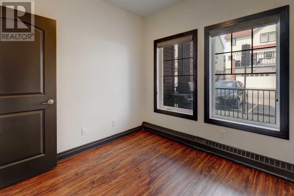 Single Family House for Sale in   Royal Oak Plaza NW Royal Oak Calgary 