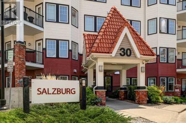 Single Family House for Sale in   Royal Oak Plaza NW Royal Oak Calgary 