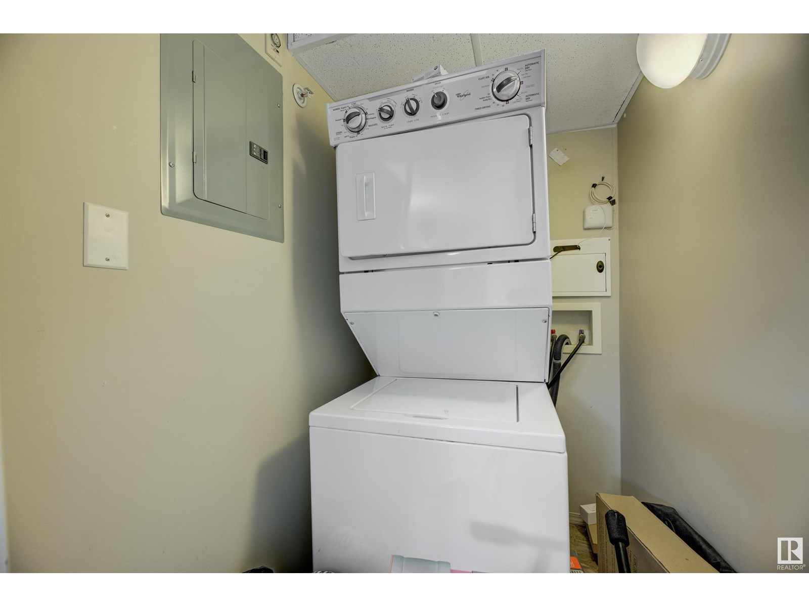 Photo 3 of 452 2096 Blackmud Creek Dr Sw, Edmonton AB
