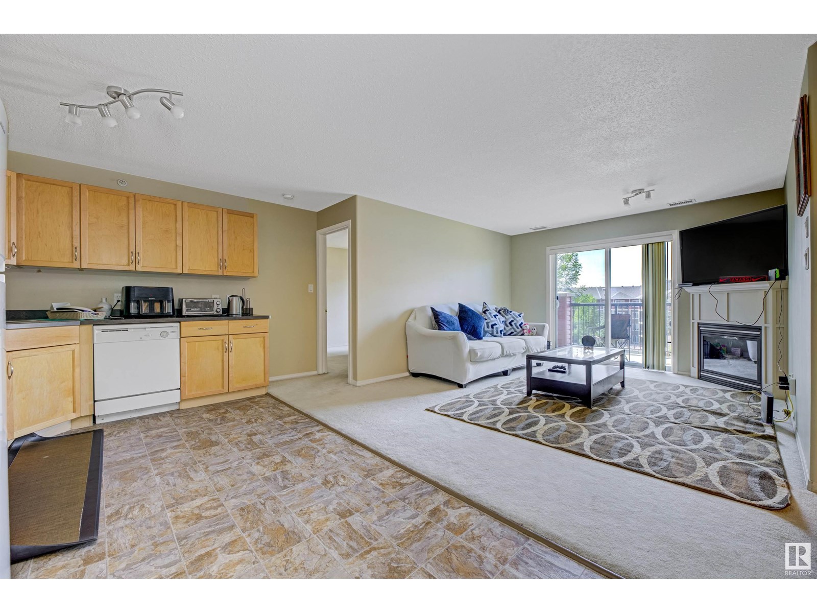 Photo 9 of 452 2096 Blackmud Creek Dr Sw, Edmonton AB