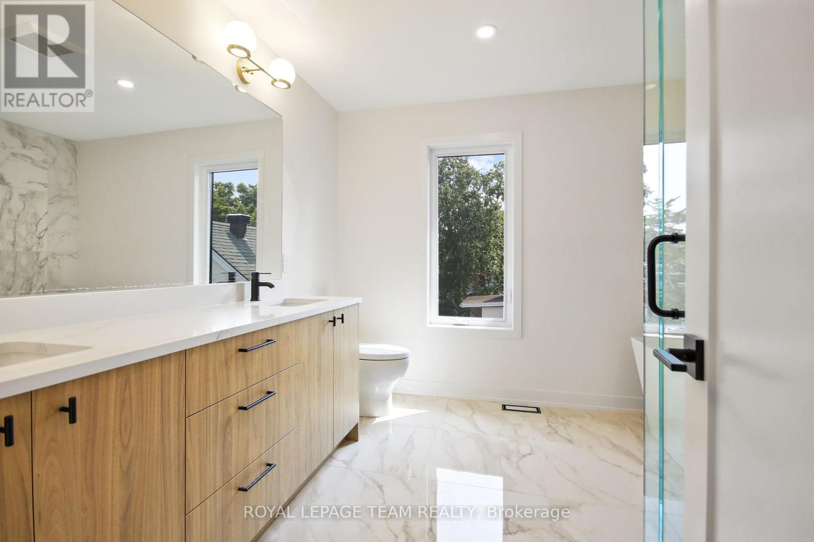 Photo 23 of B B 2 241 Breezehill Avenue S, Ottawa ON