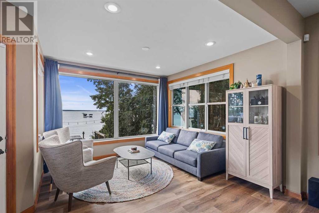 Photo 1 of 152 Jarvis Bay Drive, Jarvis Bay AB