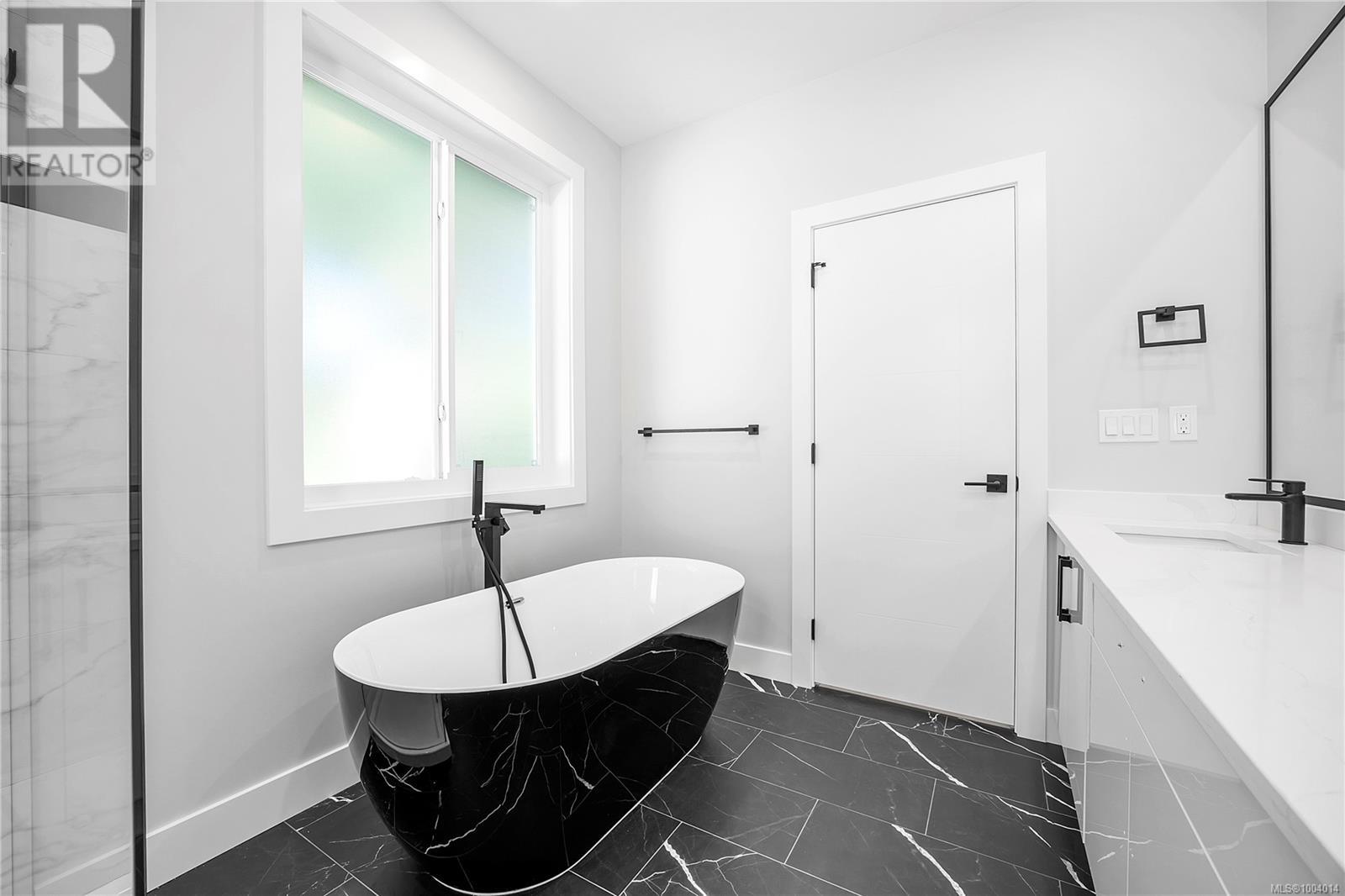 6628 Jenkins Rd, Nanaimo
