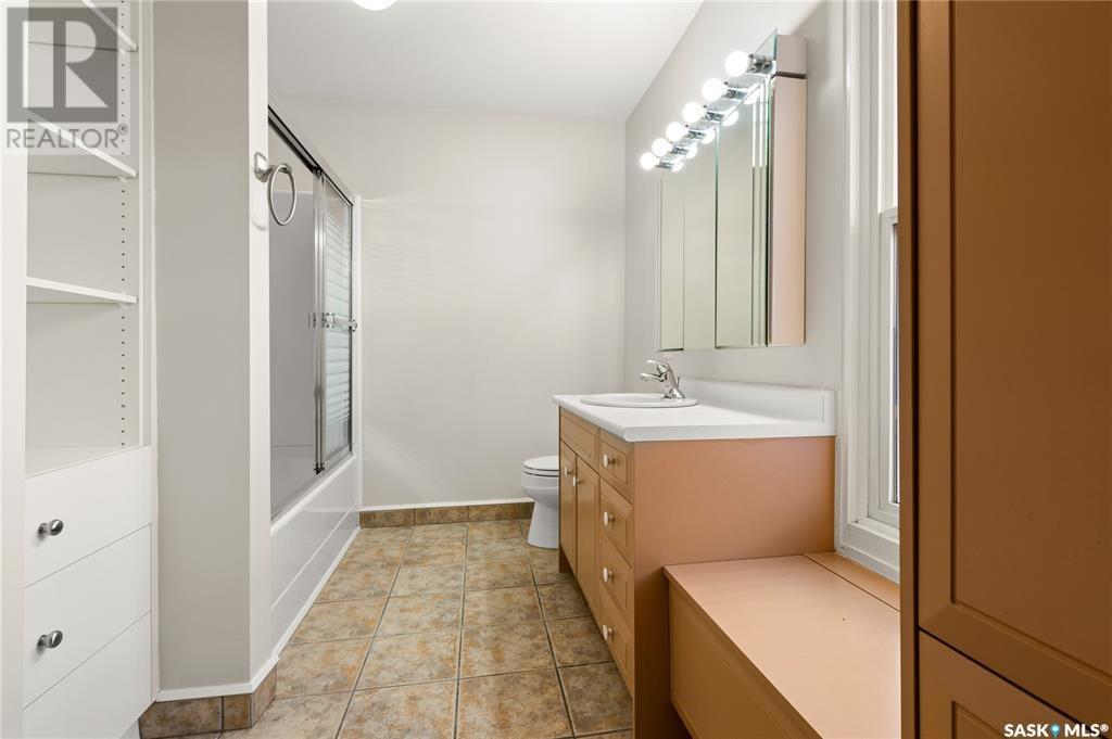 Photo 20 of 2220 Lorne Street, Regina SK