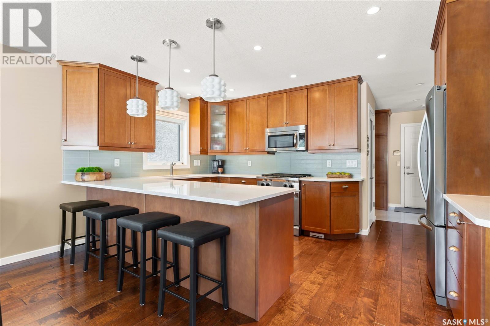 Single Family House 2 Level for Sale in  St Andrews ROAD Regina 