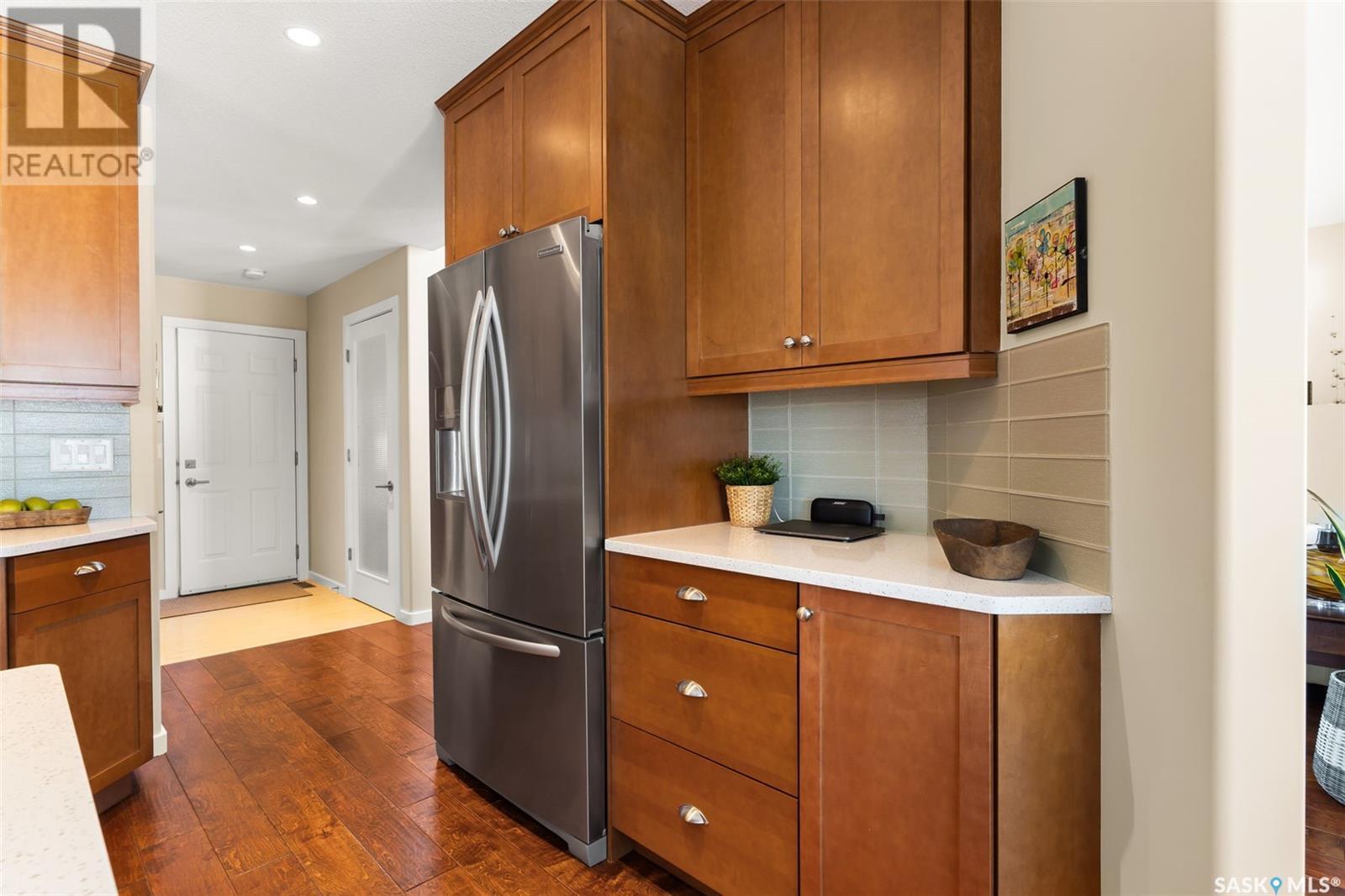 Single Family House 2 Level for Sale in  St Andrews ROAD Regina 