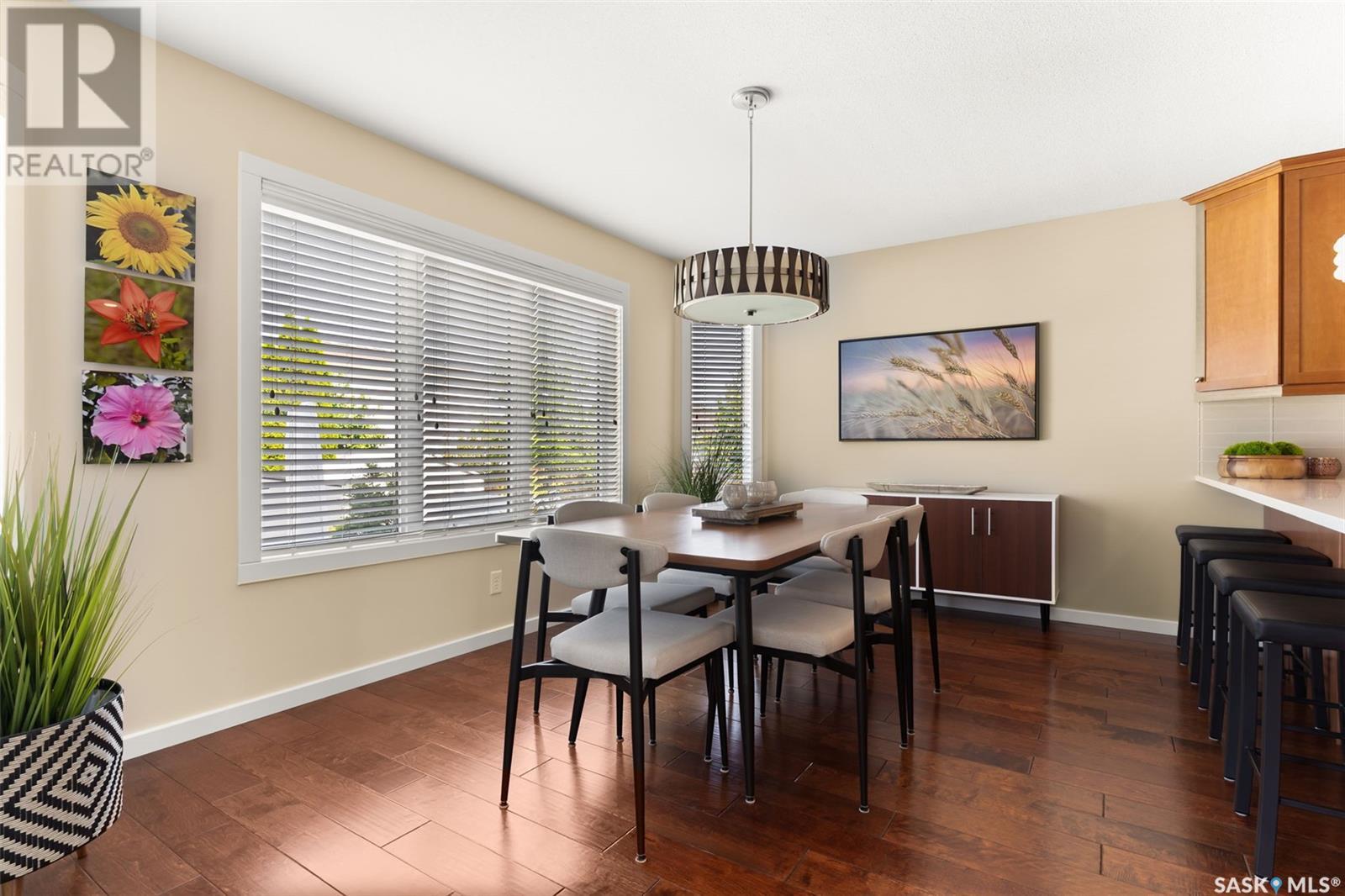 Single Family House 2 Level for Sale in  St Andrews ROAD Regina 