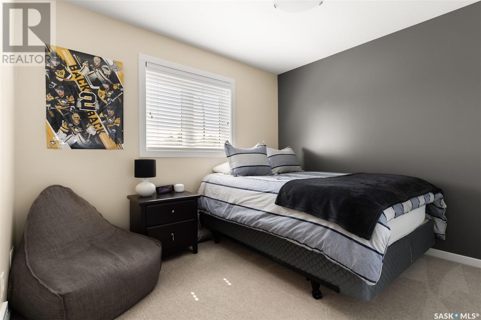 Single Family House 2 Level for Sale in  St Andrews ROAD Regina 