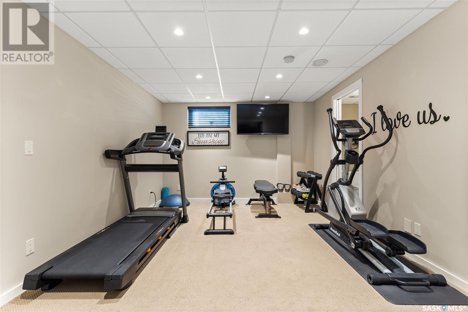 Single Family House 2 Level for Sale in  St Andrews ROAD Regina 