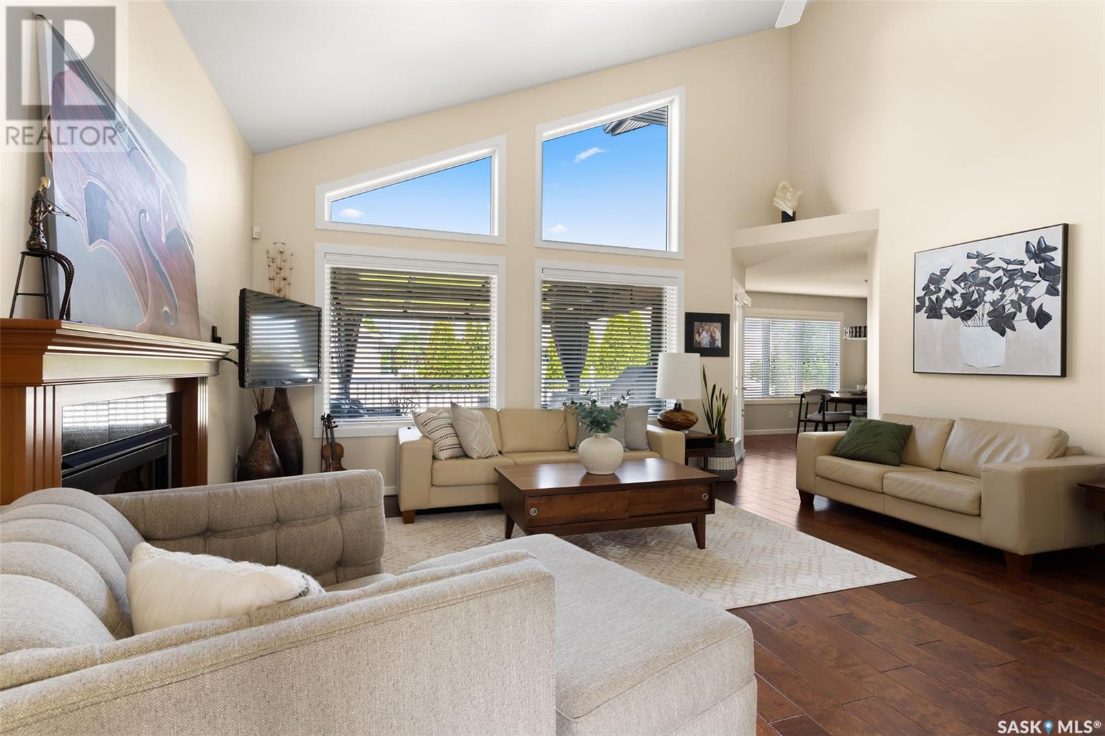 Single Family House 2 Level for Sale in  St Andrews ROAD Regina 