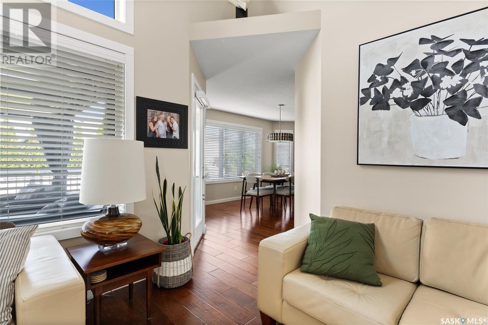 Single Family House 2 Level for Sale in  St Andrews ROAD Regina 