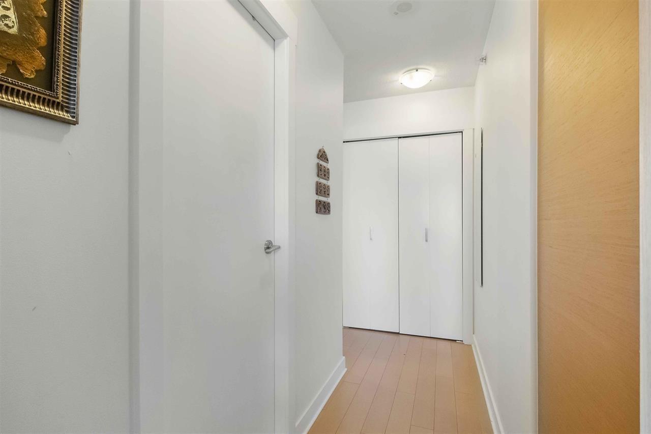 Photo 11 of 411 10777 University Drive, Surrey BC