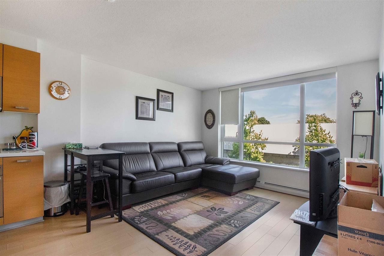 Photo 1 of 411 10777 University Drive, Surrey BC