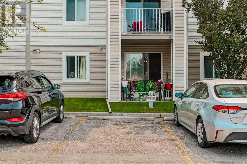 Single Family House for Sale in    Street SE Red Carpet Calgary 