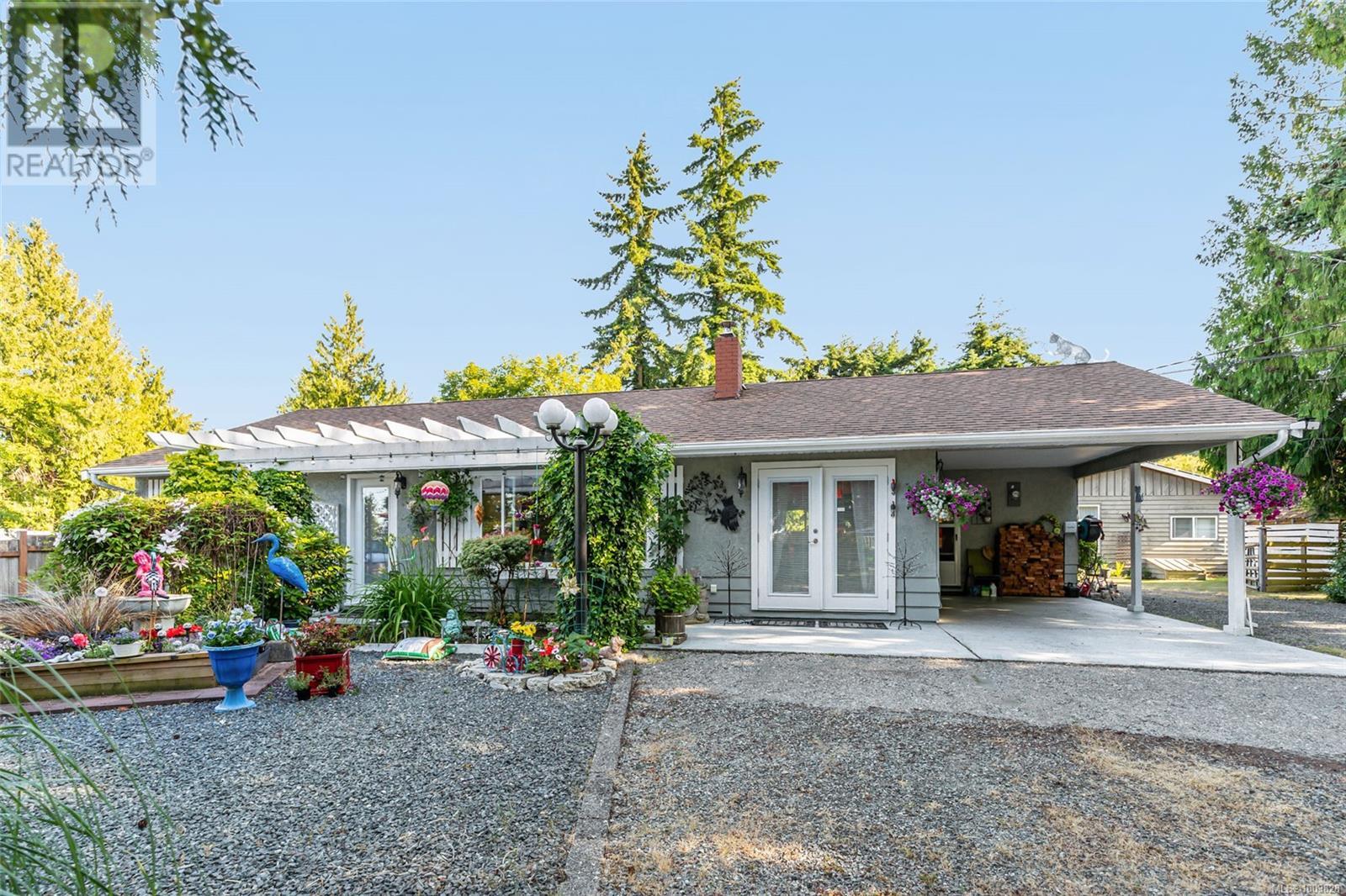 Photo 19 of 1226 Centre Rd, Qualicum Beach BC