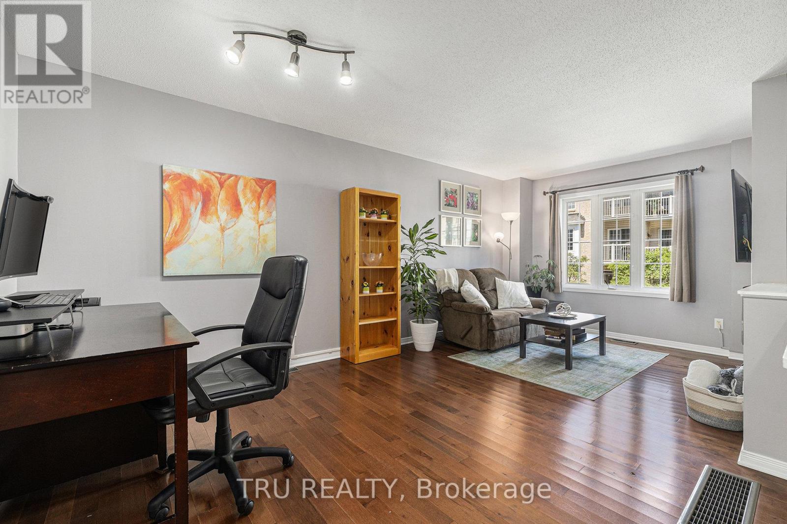 Bright spacious living and dining areas