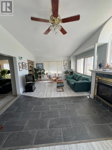515 20TH Avenue S Unit# A, Creston