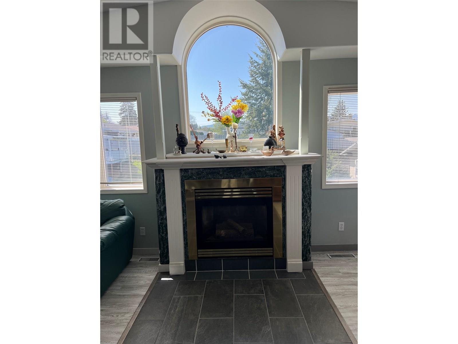 515 20TH Avenue S Unit# A, Creston